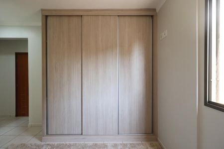 Apartamento para alugar com 117m², 3 quartos e 2 vagasSuíte 2