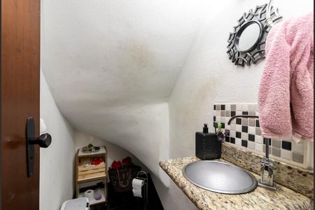 Casa à venda com 158m², 3 quartos e 1 vagaLavabo