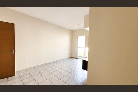 Sala de apartamento para alugar com 3 quartos, 76m² em Jardim Santa Genebra, Campinas