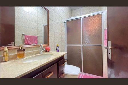 Banheiro de casa à venda com 3 quartos, 168m² em Jardim Esplanada, Jundiaí