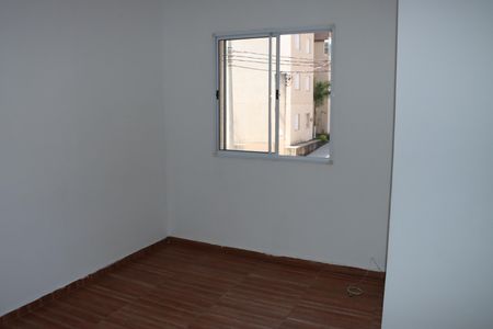 Sala de apartamento para alugar com 2 quartos, 45m² em Petrópolis, Cotia