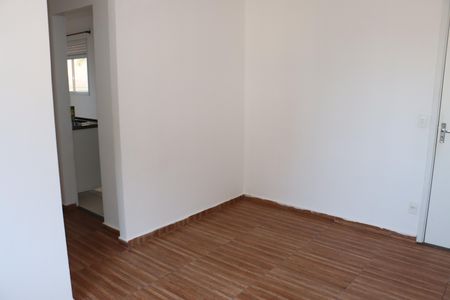 Sala de apartamento para alugar com 2 quartos, 45m² em Petrópolis, Cotia