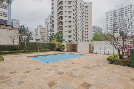 Apartamento à venda com 130m², 3 quartos e 2 vagasPiscina