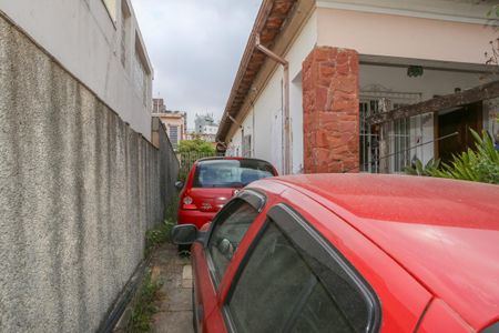 Casa à venda com 300m², 3 quartos e 6 vagas Casa à venda com 300m², 3 quartos e 6 vagasGaragem