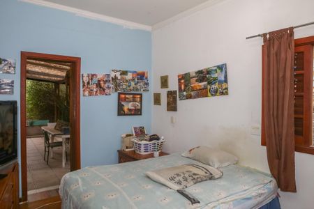 Casa à venda com 300m², 3 quartos e 6 vagas Casa à venda com 300m², 3 quartos e 6 vagasQuarto 2