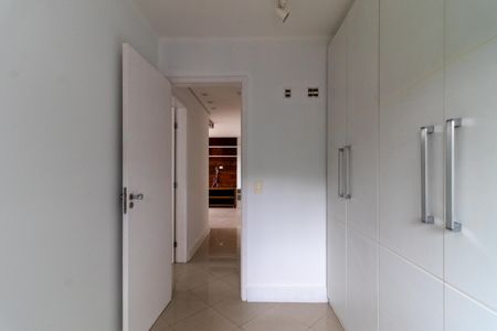 Apartamento à venda com 70m², 3 quartos e 1 vaga Apartamento à venda com 70m², 3 quartos e 1 vagaQuarto 2