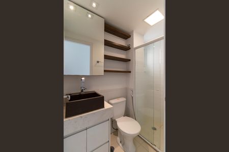 Apartamento à venda com 70m², 3 quartos e 1 vaga Apartamento à venda com 70m², 3 quartos e 1 vagaBanheiro