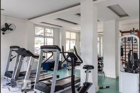 Apartamento à venda com 70m², 3 quartos e 1 vaga Apartamento à venda com 70m², 3 quartos e 1 vagaÁrea comum - Academia