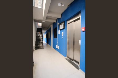 Apartamento à venda com 33m², 2 quartos e sem vagaÁrea comum