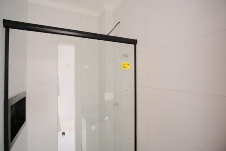 Apartamento à venda com 33m², 2 quartos e sem vagaBanheiro