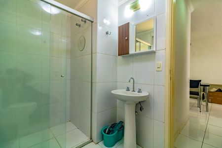 Banheiro Social de apartamento para alugar com 1 quarto, 62m² em Vila Nova Conceição, São Paulo
