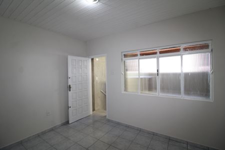 Sala de casa para alugar com 2 quartos, 80m² em Vila Baruel, São Paulo