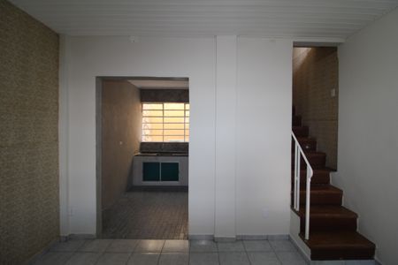 Sala de casa para alugar com 2 quartos, 80m² em Vila Baruel, São Paulo