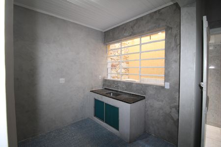 Casa para alugar com 80m², 2 quartos e 1 vagaCozinha