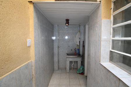 Casa para alugar com 80m², 2 quartos e 1 vagaÁrea de Serviço