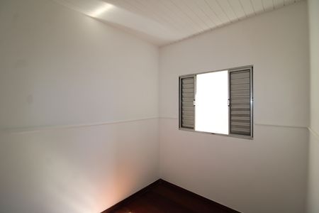 Casa para alugar com 80m², 2 quartos e 1 vagaQuarto 1