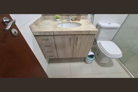 Apartamento para alugar com 117m², 3 quartos e 2 vagas Apartamento para alugar com 117m², 3 quartos e 2 vagasBanheiro da Suíte 1