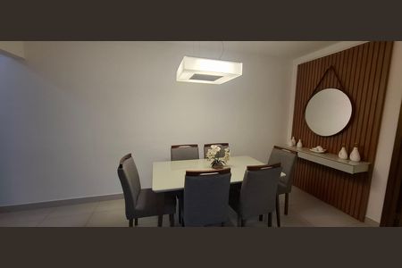 Apartamento para alugar com 117m², 3 quartos e 2 vagas Apartamento para alugar com 117m², 3 quartos e 2 vagasSala