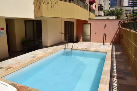 Apartamento para alugar com 104m², 3 quartos e 2 vagasÁrea comum - Piscina