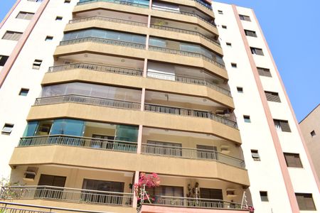 Apartamento para alugar com 104m², 3 quartos e 2 vagasFachada