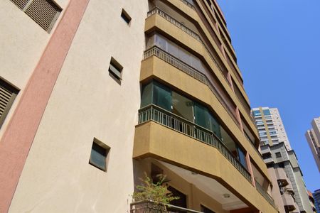 Apartamento para alugar com 104m², 3 quartos e 2 vagasFachada