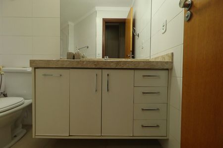 Apartamento para alugar com 216m², 4 quartos e 3 vagasBanheiro da Suíte 3