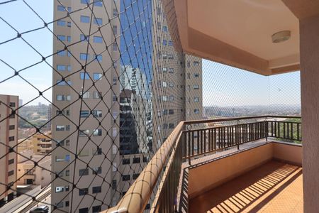 Apartamento para alugar com 216m², 4 quartos e 3 vagasSacada