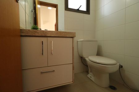 Apartamento para alugar com 216m², 4 quartos e 3 vagasLavabo
