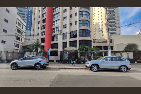 Apartamento à venda com 128m², 3 quartos e 2 vagas Apartamento à venda com 128m², 3 quartos e 2 vagasFachada do Prédio