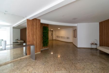 Apartamento à venda com 128m², 3 quartos e 2 vagas Apartamento à venda com 128m², 3 quartos e 2 vagasHall Social