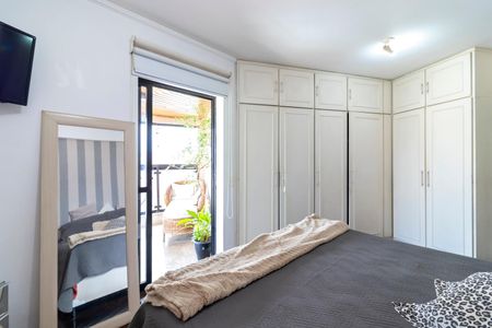 Apartamento à venda com 128m², 3 quartos e 2 vagas Apartamento à venda com 128m², 3 quartos e 2 vagasSuíte