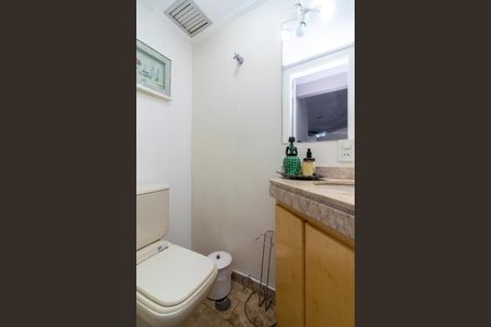 Apartamento à venda com 128m², 3 quartos e 2 vagas Apartamento à venda com 128m², 3 quartos e 2 vagasLavabo