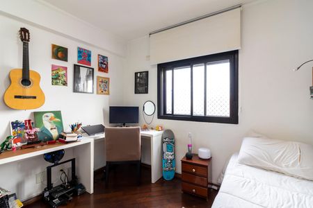 Apartamento à venda com 128m², 3 quartos e 2 vagas Apartamento à venda com 128m², 3 quartos e 2 vagasQuarto 1