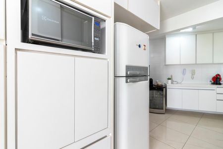 Apartamento à venda com 128m², 3 quartos e 2 vagas Apartamento à venda com 128m², 3 quartos e 2 vagasCozinha