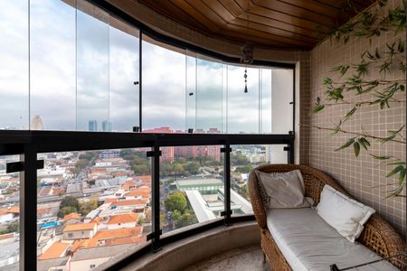 Apartamento à venda com 128m², 3 quartos e 2 vagas Apartamento à venda com 128m², 3 quartos e 2 vagasVaranda da Suíte