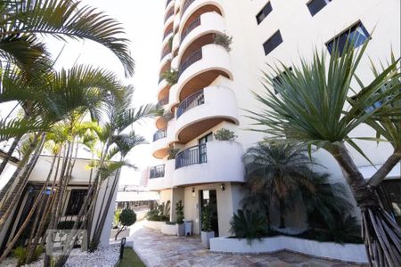 Apartamento para alugar com 87m², 3 quartos e 2 vagasFachada