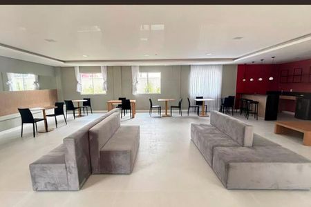 Apartamento para alugar com 40m², 2 quartos e sem vagaÁrea comum - Salão de festas