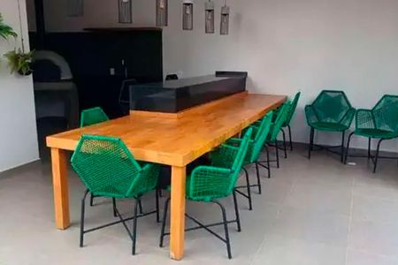 Apartamento para alugar com 40m², 2 quartos e sem vagaÁrea comum - Churrasqueira