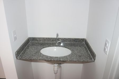 Apartamento para alugar com 40m², 2 quartos e sem vagaBanheiro