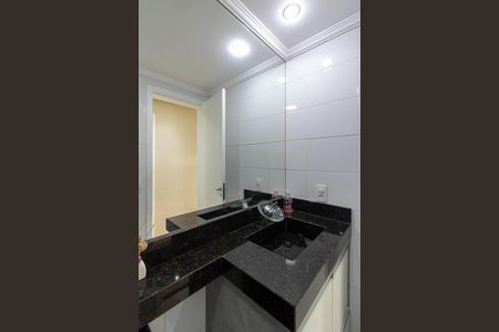 Apartamento à venda com 96m², 3 quartos e 1 vagaBanheiro Social