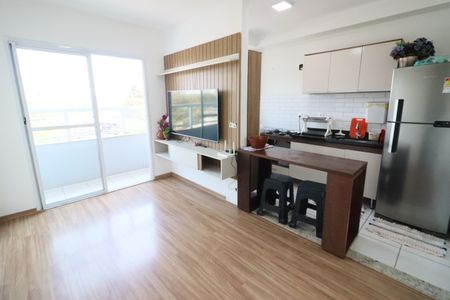 Sala de apartamento à venda com 2 quartos, 47m² em Piratininga, Osasco