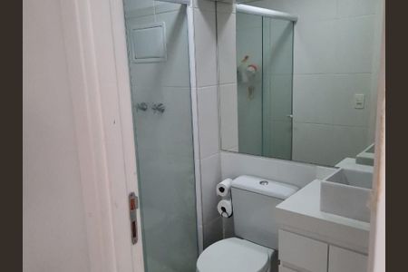 Apartamento à venda com 130m², 3 quartos e 1 vaga Apartamento à venda com 130m², 3 quartos e 1 vagaBanheiro 1