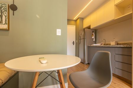 Studio para alugar com 28m², 1 quarto e sem vaga Studio para alugar com 28m², 1 quarto e sem vagaCozinha