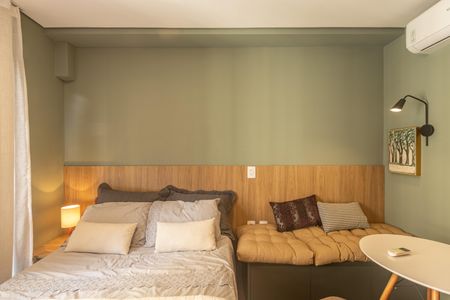 Studio para alugar com 28m², 1 quarto e sem vaga Studio para alugar com 28m², 1 quarto e sem vagaStudio