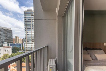 Studio para alugar com 28m², 1 quarto e sem vaga Studio para alugar com 28m², 1 quarto e sem vagaVaranda