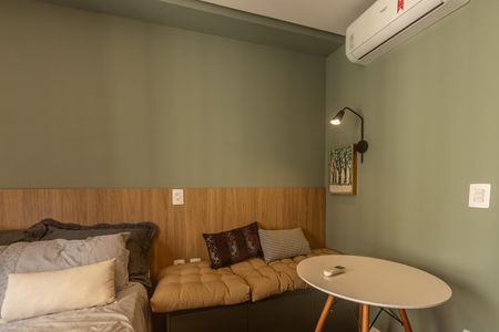 Studio para alugar com 28m², 1 quarto e sem vaga Studio para alugar com 28m², 1 quarto e sem vagaStudio