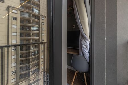 Studio para alugar com 28m², 1 quarto e sem vaga Studio para alugar com 28m², 1 quarto e sem vagaVaranda