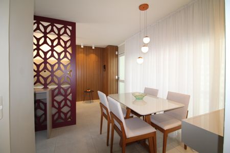 Apartamento à venda com 104m², 2 quartos e 1 vagaSala/Cozinha