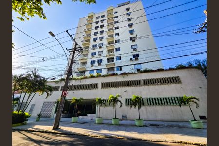 Apartamento à venda com 141m², 4 quartos e 2 vagas Apartamento à venda com 141m², 4 quartos e 2 vagasFachada