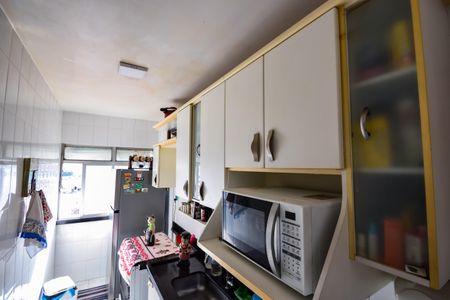 Apartamento à venda com 141m², 4 quartos e 2 vagas Apartamento à venda com 141m², 4 quartos e 2 vagasCozinha